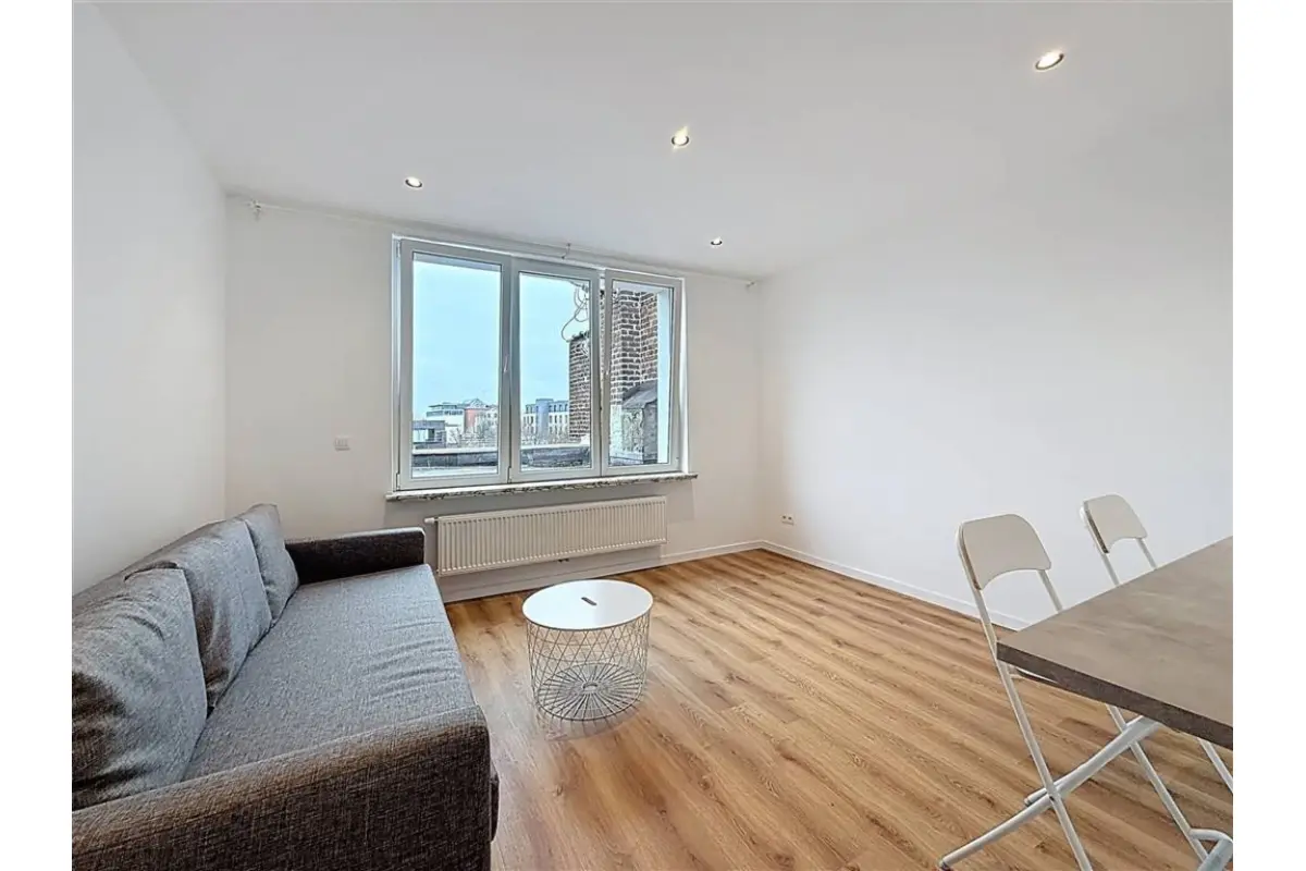 Studio à louer à Ixelles 1050 1020.00€  chambres 35.00m² - annonce 688232