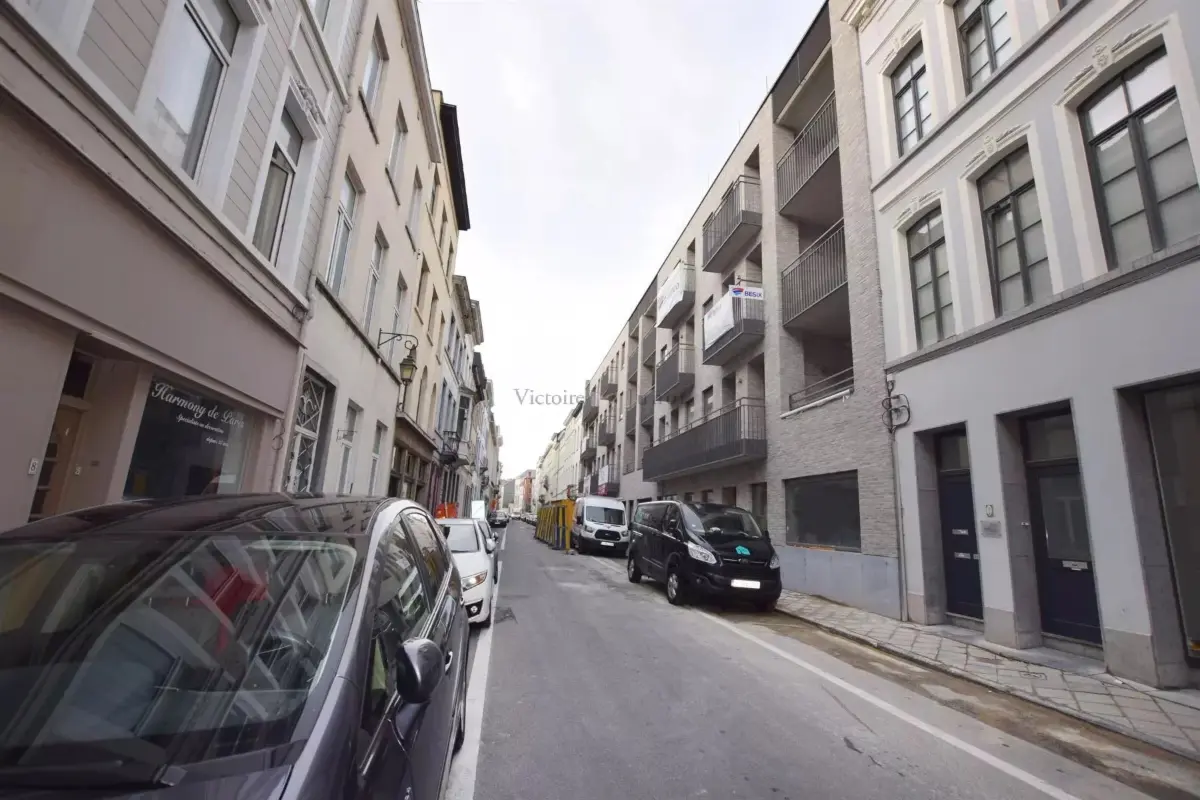 Handelszaak te  koop in Elsene 1050 175000.00€  slaapkamers 67.00m² - Zoekertje 687121