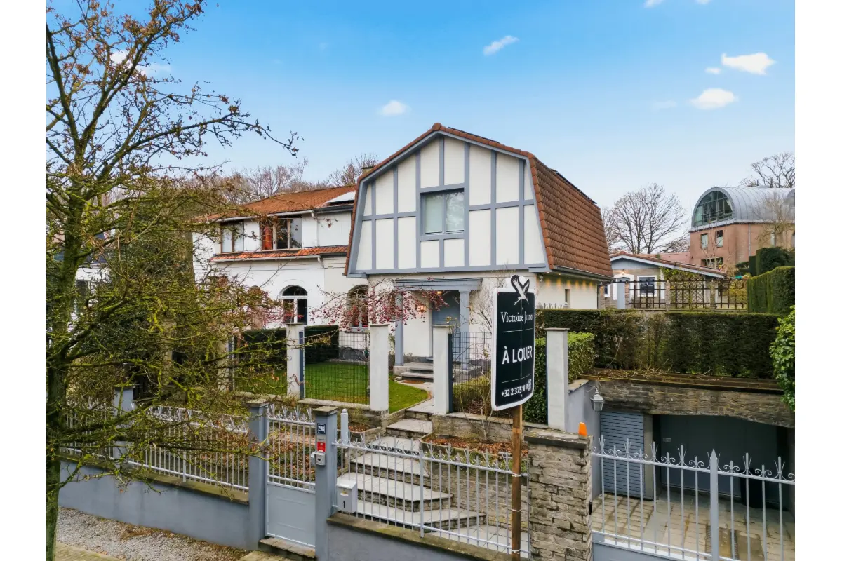 Maison à louer à Uccle 1180 2950.00€ 4 chambres 200.00m² - annonce 688189