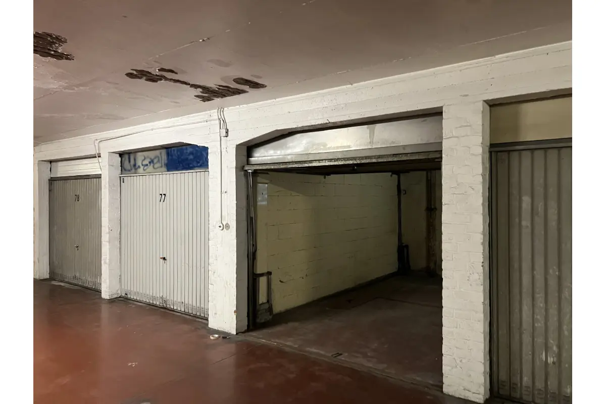 Parking / garage à vendre à Anderlecht 1070 20000.00€  chambres m² - annonce 687806