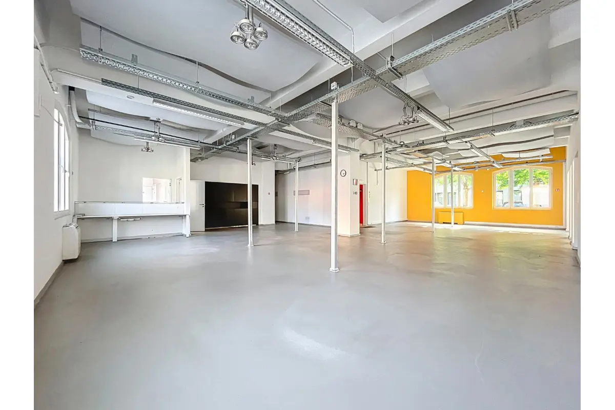 Handelszaak te  koop in Laken 1020 890000.00€  slaapkamers 605.00m² - Zoekertje 687686