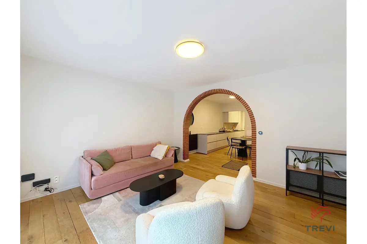 Appartement te  huur in Sint-Jans-Molenbeek 1080 950.00€ 1 slaapkamers 68.00m² - Zoekertje 688922