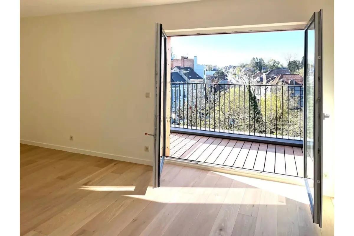 Duplex à vendre à Uccle 1180 435000.00€ 2 chambres 100.00m² - annonce 689124