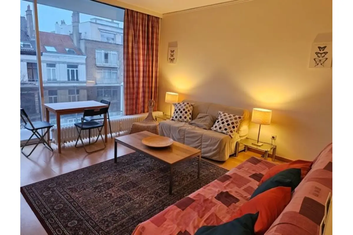 Appartement te  in Elsene 1050 1200.00€ 1 slaapkamers 45.00m² - Zoekertje 689180