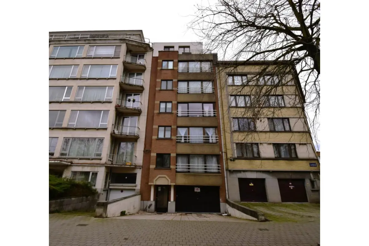 Appartement te  in Sint-Jans-Molenbeek 1080 250000.00€ 3 slaapkamers 105.00m² - Zoekertje 689373