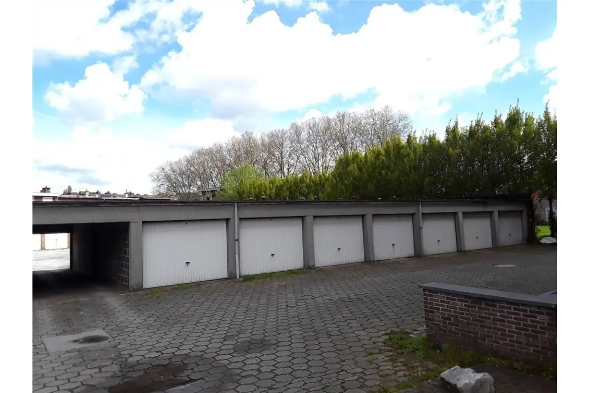 Immeuble de rapport - Immeuble à appartement à vendre à Evere 1140 440000.00€  chambres m² - annonce 689903