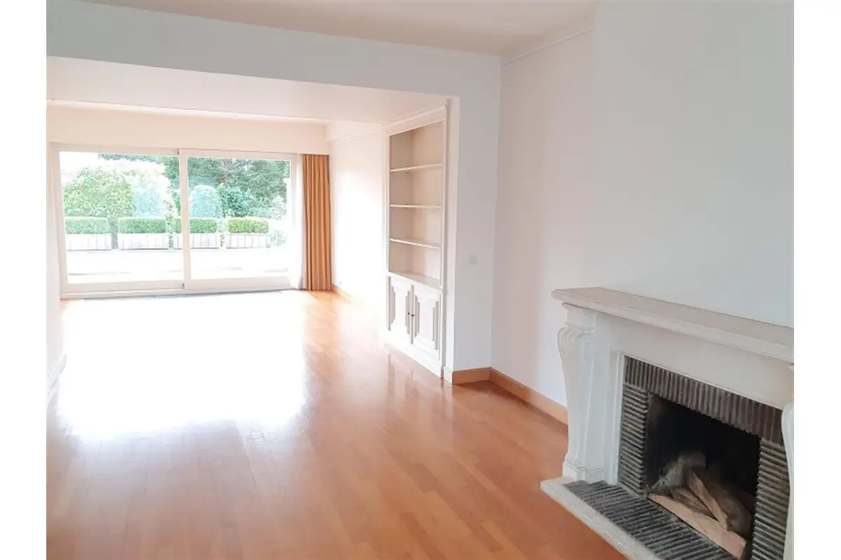 Huis te  koop in Ukkel 1180 895000.00€ 3 slaapkamers 230.00m² - Zoekertje 689559