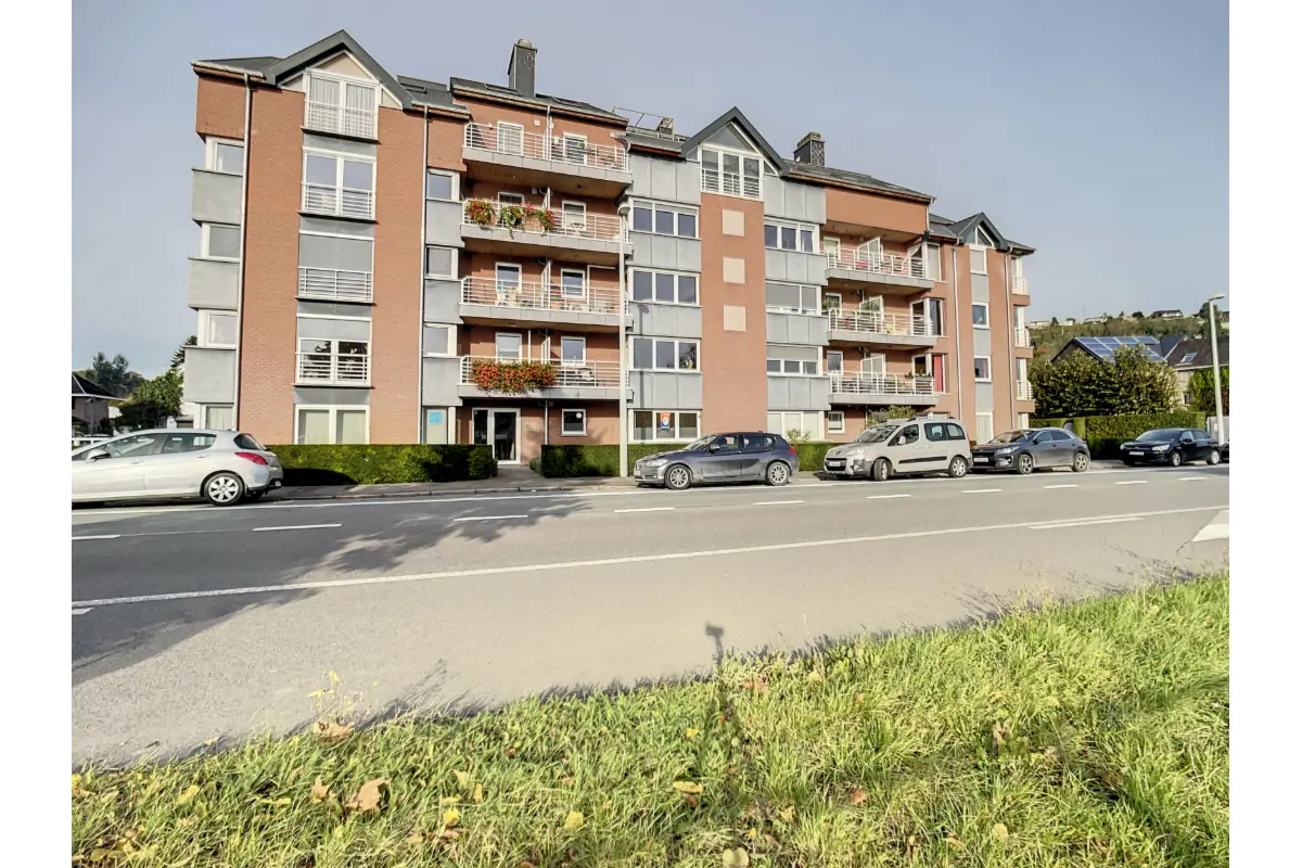 Rez-de-chaussée à louer à Huy 4500 1000.00€ 3 chambres 126.00m² - annonce 690145