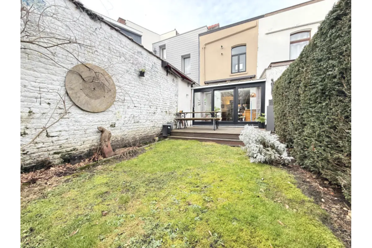 Huis te  koop in Ukkel 1180 520000.00€ 2 slaapkamers 130.00m² - Zoekertje 689741