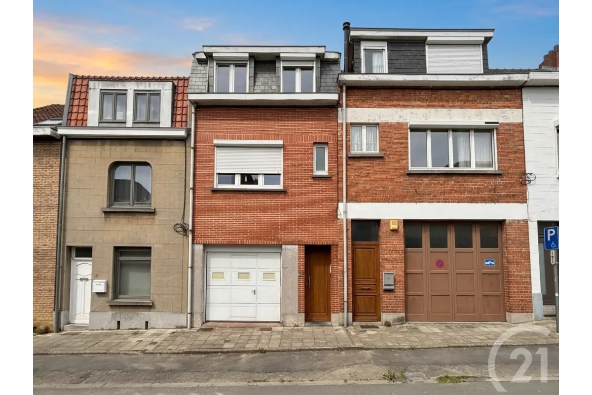 Huis te  huur in Oudergem 1160 1500.00€ 2 slaapkamers 151.00m² - Zoekertje 689932
