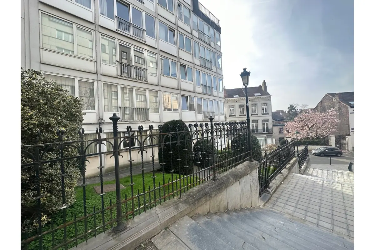 Appartement à vendre à Etterbeek 1040 190000.00€  chambres 42.00m² - annonce 690477