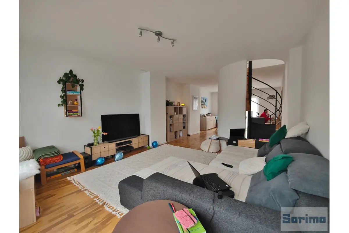 Duplex à louer à Woluwe-Saint-Lambert 1200 1650.00€ 3 chambres 130.00m² - annonce 690565