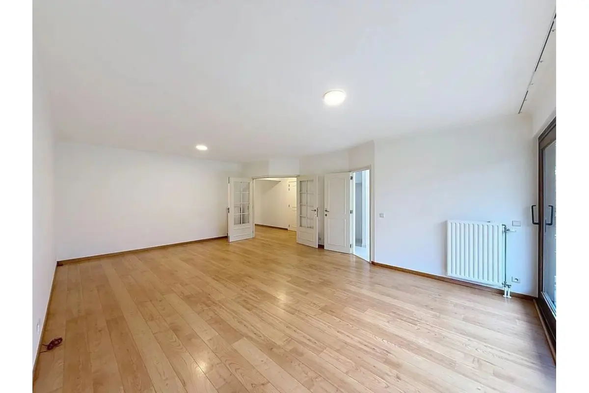Appartement te  huur in Sint-Pieters-Woluwe 1150 1950.00€ 3 slaapkamers 120.00m² - Zoekertje 691130