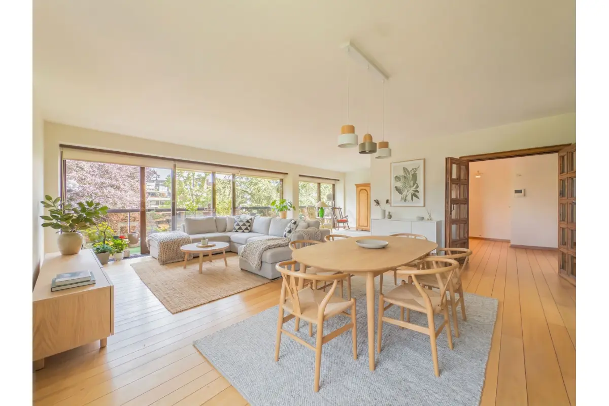 Appartement te  koop in Ukkel 1180 595000.00€ 3 slaapkamers 157.00m² - Zoekertje 692220