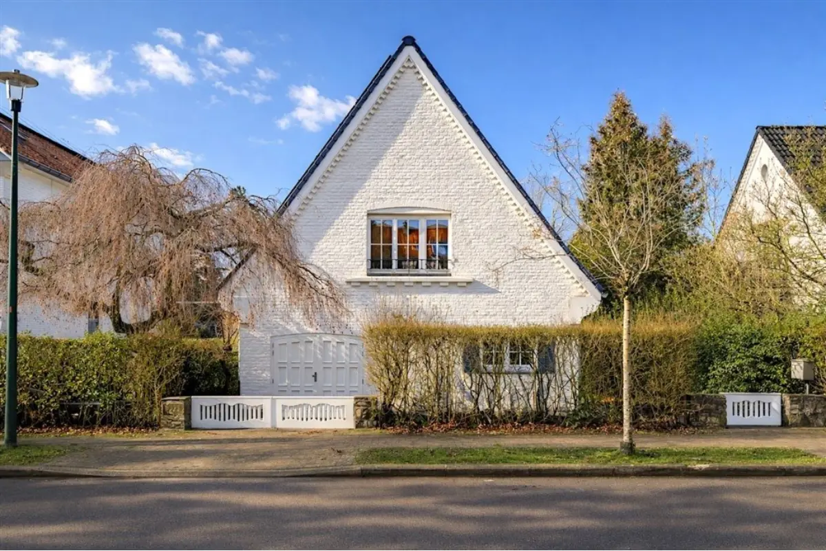 Maison à louer à Woluwe-Saint-Pierre 1150 2500.00€ 3 chambres 160.00m² - annonce 691864