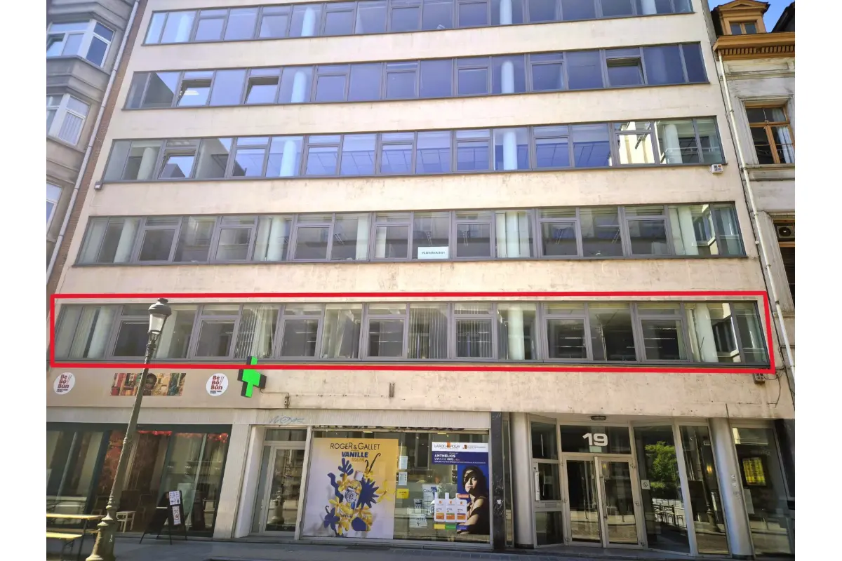 Commerce à louer à Bruxelles 1000 3000.00€  chambres 137.00m² - annonce 691722