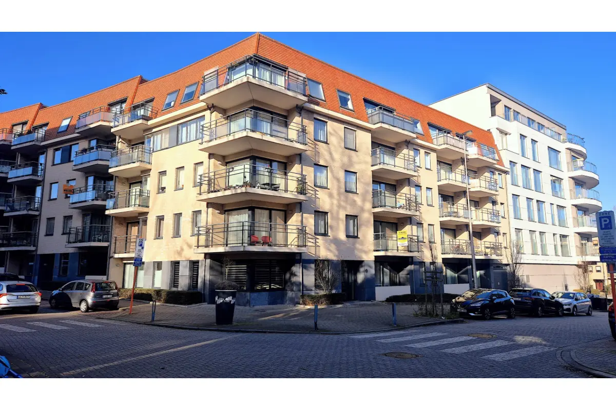 Appartement à  à Woluwe-Saint-Lambert 1200 1200.00€ 2 chambres 87.00m² - annonce 692192