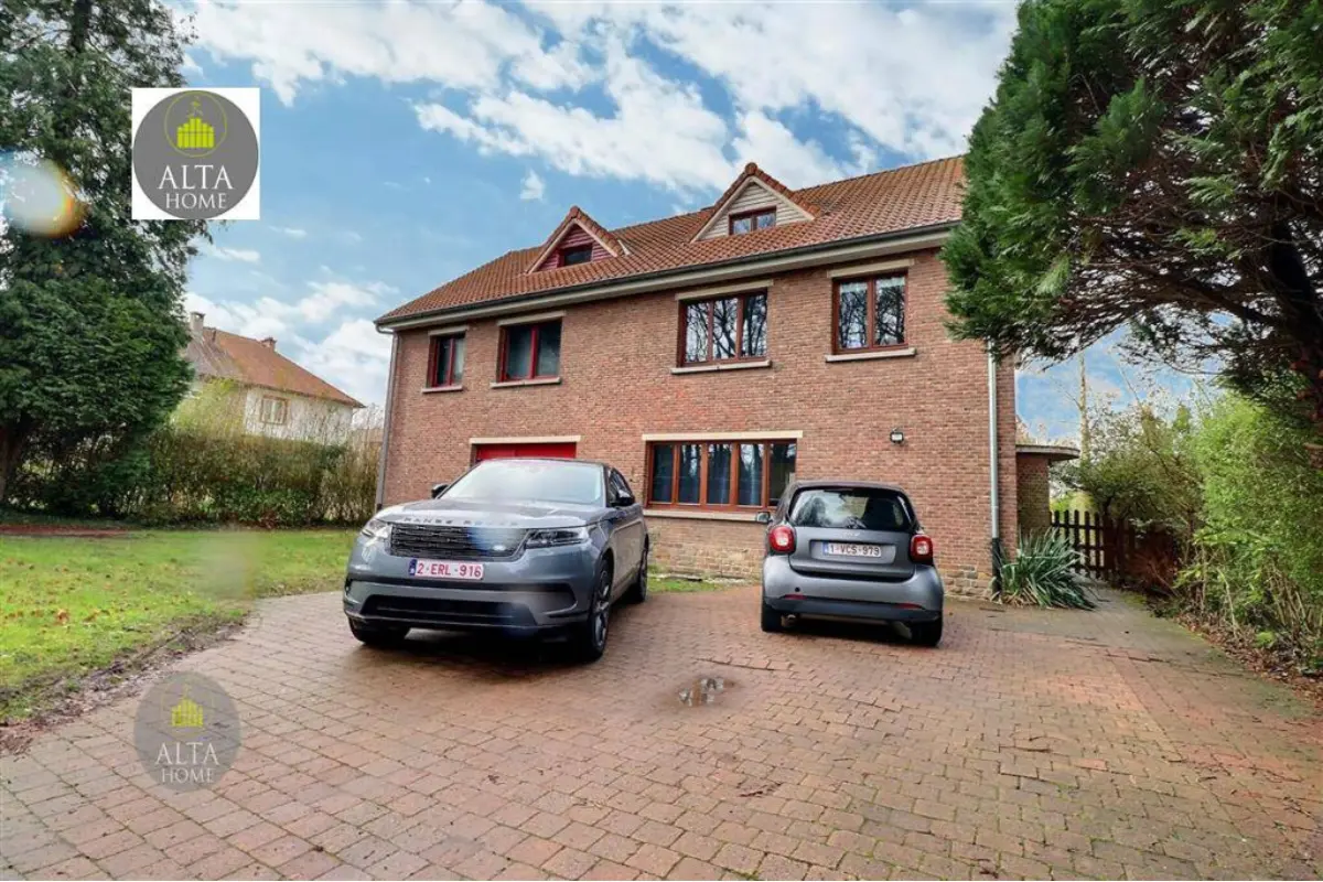 Maison à  à Wezembeek-Oppem 1970 670000.00€ 4 chambres 181.00m² - annonce 693521
