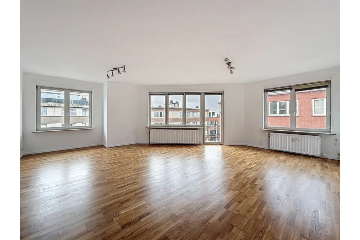 Appartement à louer à Jette 1090 1200.00€ 1 chambres 90.00m² - annonce 693439