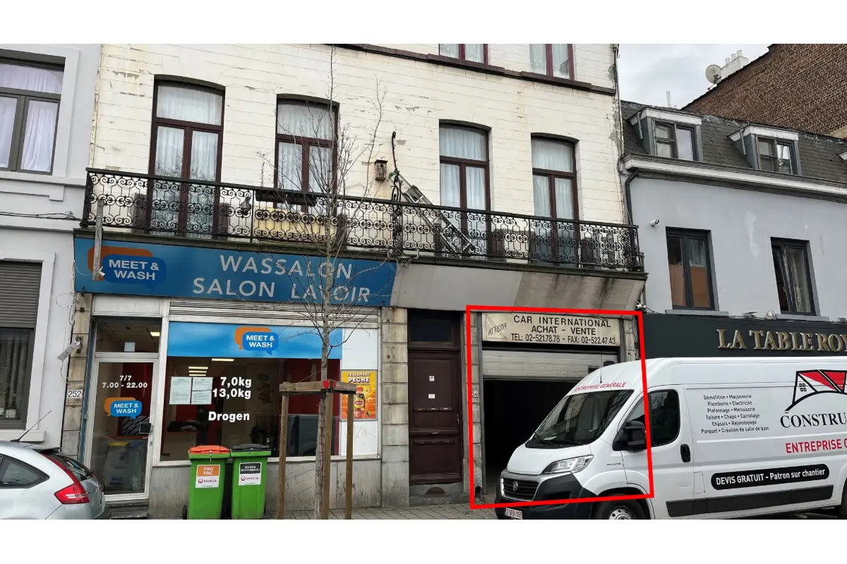 Handelszaak te  koop in Anderlecht 1070 175000.00€  slaapkamers 165.00m² - Zoekertje 692956