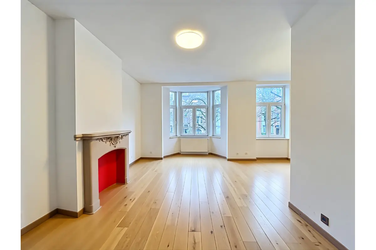 Appartement te  koop in Anderlecht 1070 280000.00€ 2 slaapkamers 86.00m² - Zoekertje 692844