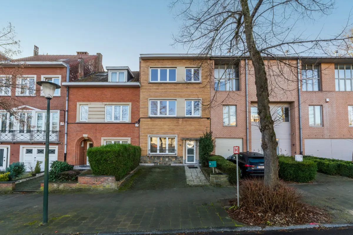 Huis te  koop in Ukkel 1180 695000.00€ 4 slaapkamers 149.00m² - Zoekertje 693872