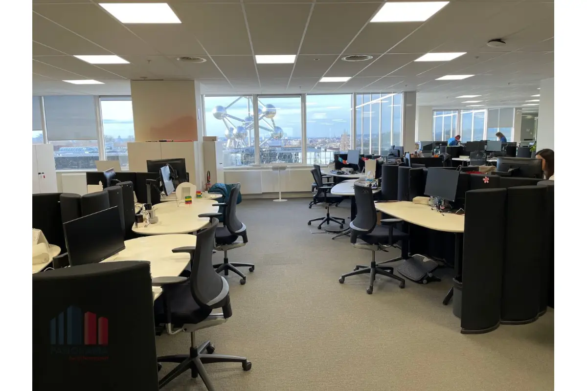 Handelszaak te  huur in Laken 1020 32605.00€  slaapkamers 2138.00m² - Zoekertje 694547