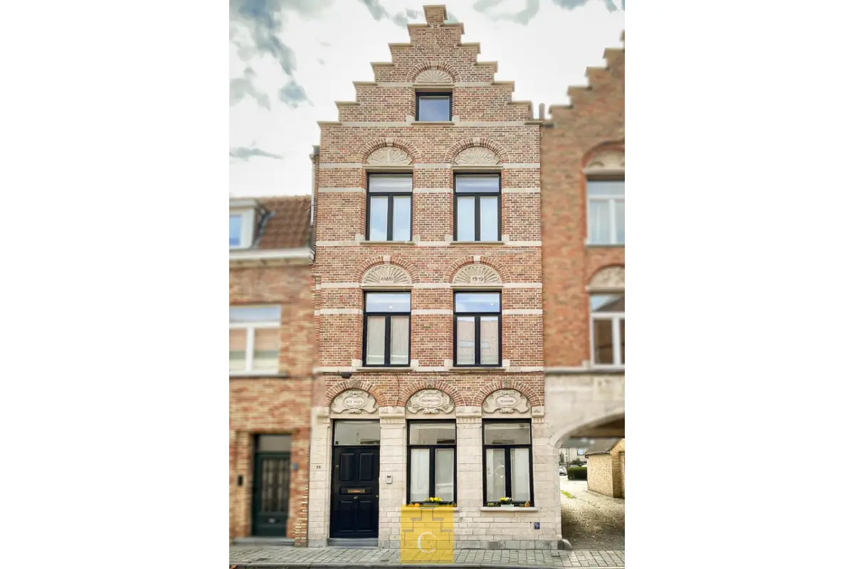 Huis te  koop in Brugge 8000 625000.00€ 3 slaapkamers 185.00m² - Zoekertje 694739