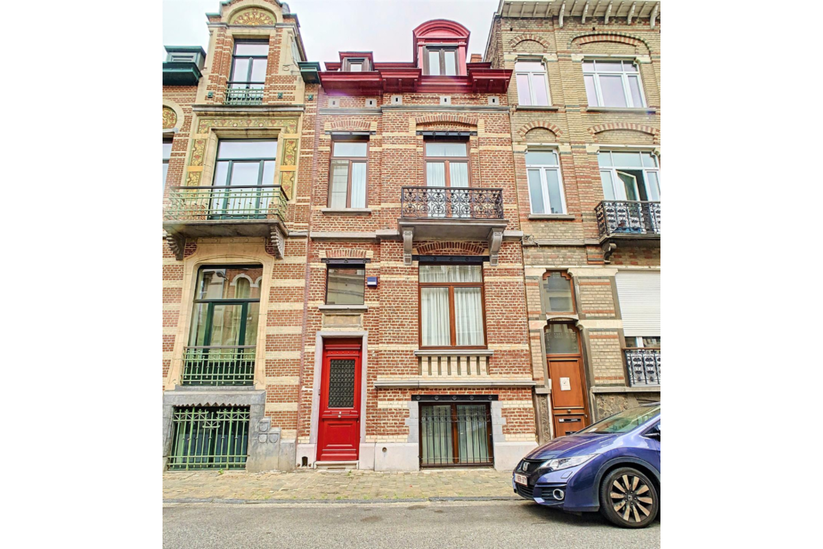 Maison à  à Bruxelles 1000 2600.00€ 3 chambres 244.00m² - annonce 695518