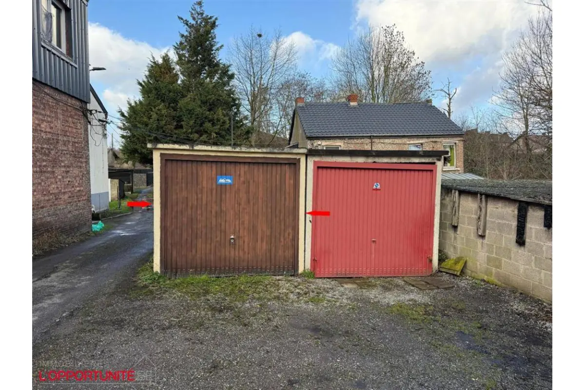 Parking & garage te  koop in Dampremy 6020 9500.00€  slaapkamers m² - Zoekertje 695008