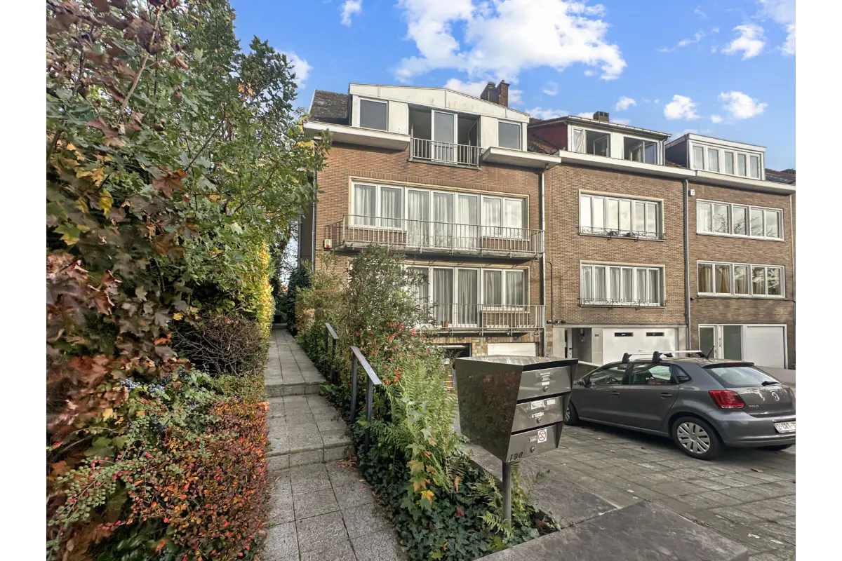 Appartement te  koop in Ukkel 1180 329000.00€ 3 slaapkamers 100.00m² - Zoekertje 694921