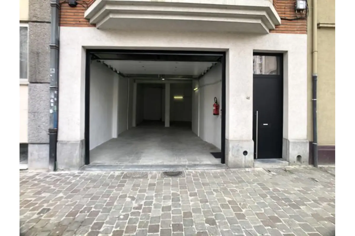 Handelszaak te  huur in Brussel 1000 625.00€  slaapkamers 60.00m² - Zoekertje 695125