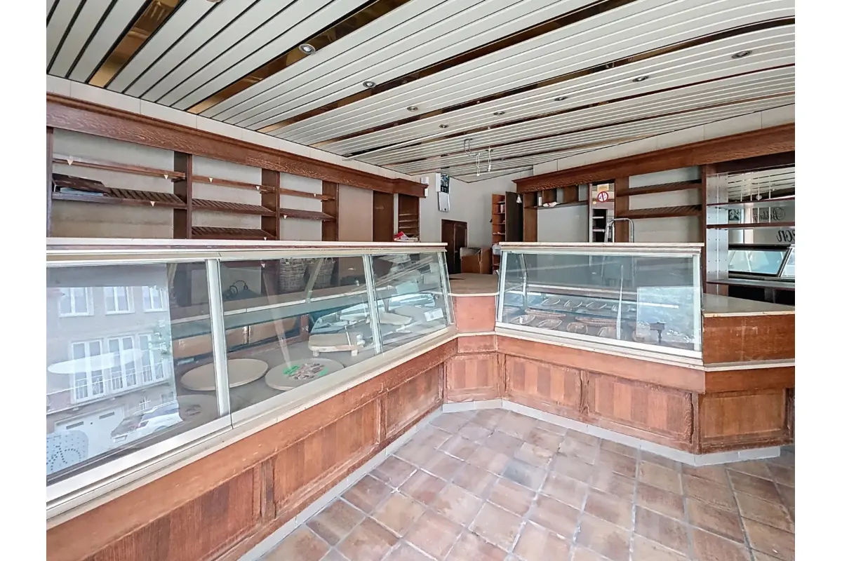 Handelszaak te  koop in Jette 1090 339000.00€  slaapkamers 160.00m² - Zoekertje 694920