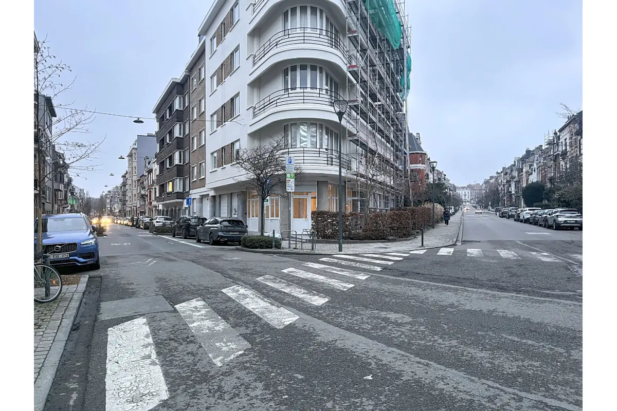 Handelszaak te  huur in Schaarbeek 1030 0.00€  slaapkamers 185.00m² - Zoekertje 695187