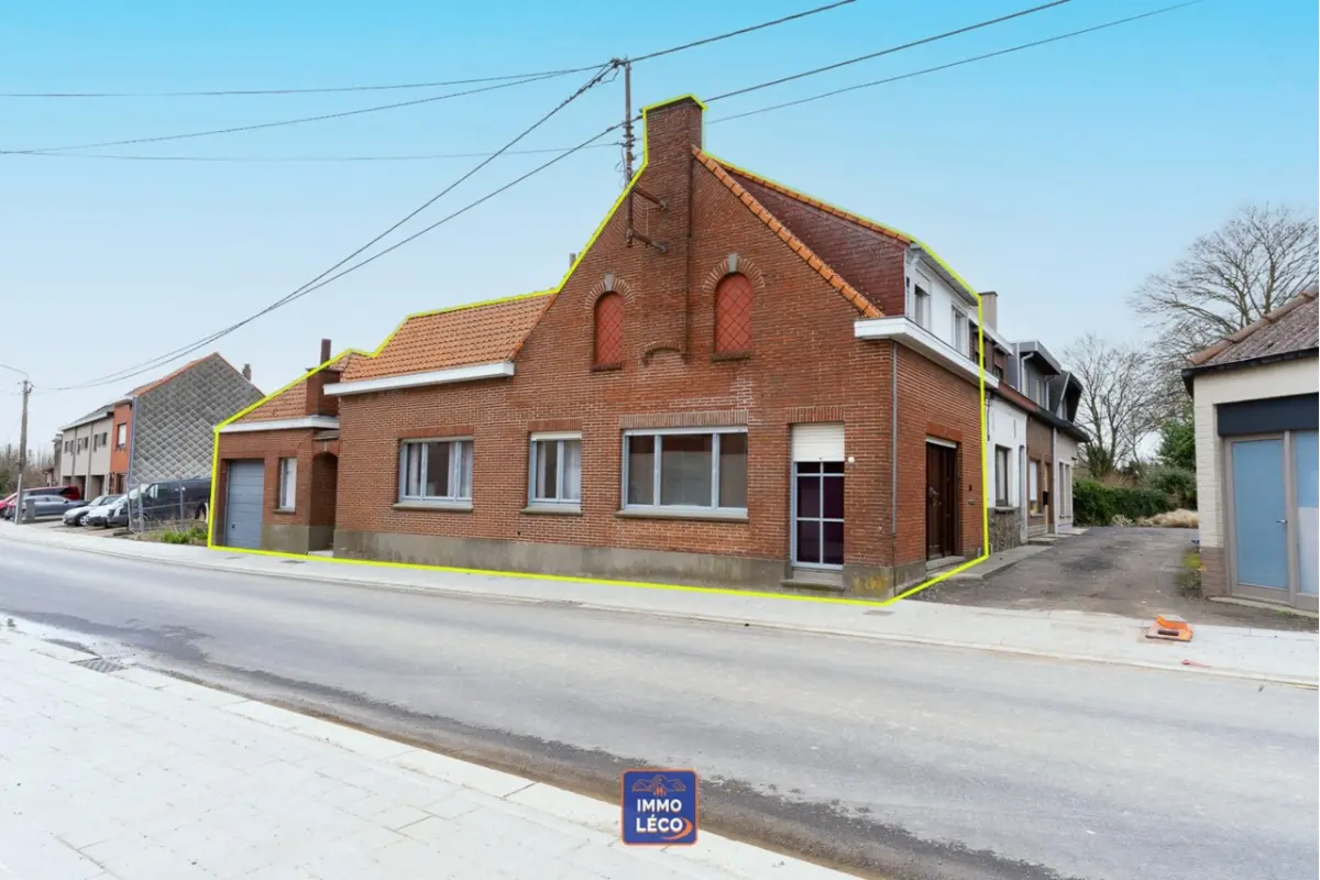 Appartementsgebouw te  koop in Rekkem 8930 139000.00€ 3 slaapkamers m² - Zoekertje 695108