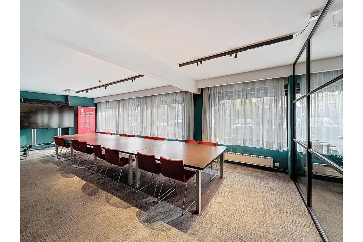 Handelszaak te  koop in Sint-Lambrechts-Woluwe 1200 299000.00€  slaapkamers 93.50m² - Zoekertje 695440