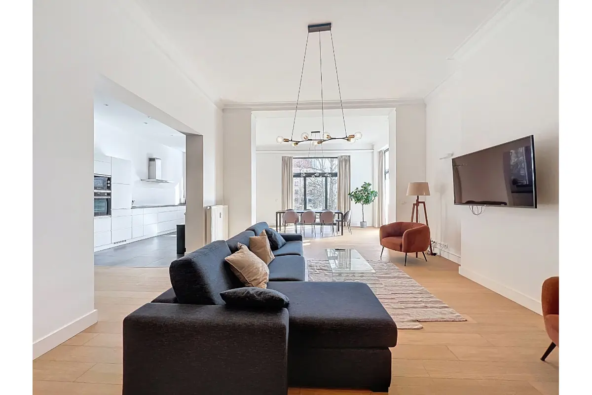 Appartement à  à Saint-Gilles 1060 3950.00€ 3 chambres 172.00m² - annonce 695360