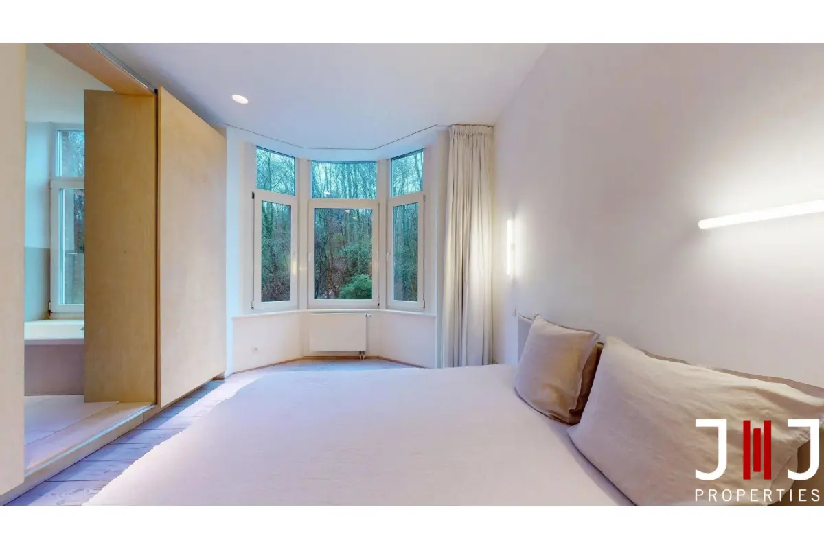 Appartement te  in Vorst 1190 1250.00€ 1 slaapkamers 76.00m² - Zoekertje 695312