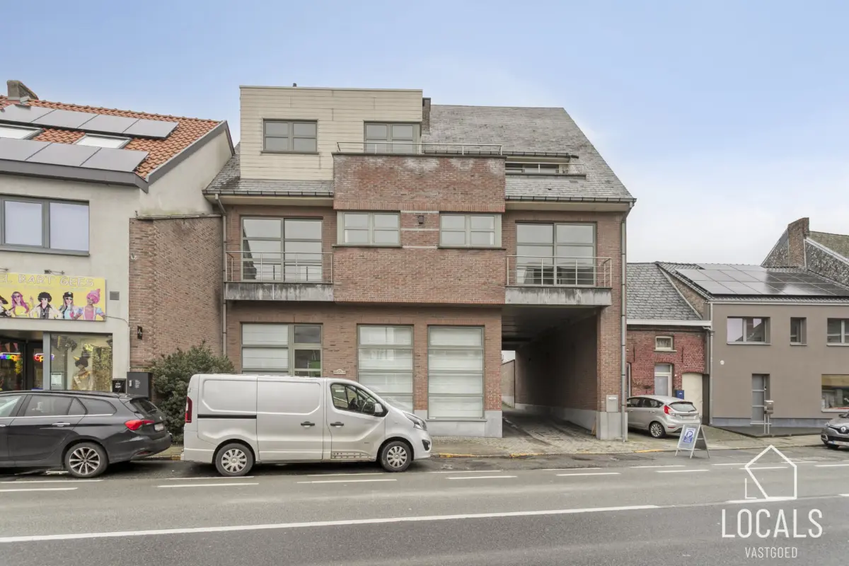 Immeuble de rapport - Immeuble à appartement à vendre à Haaltert 9450 900000.00€ 6 chambres 393.00m² - annonce 694941