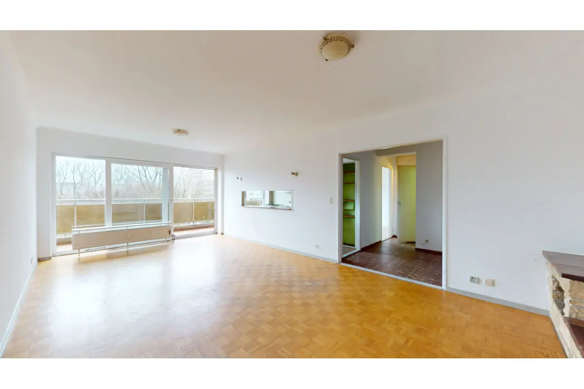 Appartement te  koop in Schaarbeek 1030 215000.00€ 1 slaapkamers 72.00m² - Zoekertje 696380