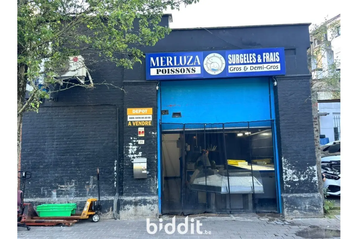 Handelszaak te  koop in Laken 1020 130000.00€  slaapkamers m² - Zoekertje 695952