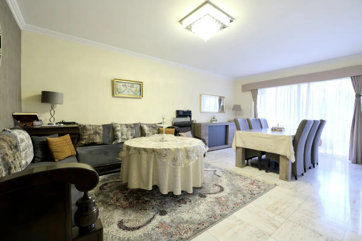 Appartement te  koop in Sint-Jans-Molenbeek 1080 229000.00€ 2 slaapkamers 77.00m² - Zoekertje 695929