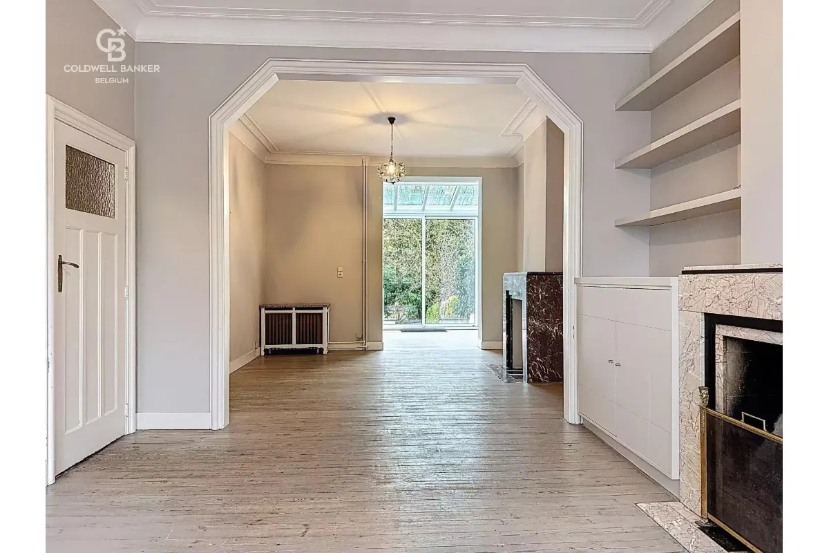 Maison à louer à Uccle 1180 3370.00€ 5 chambres 226.00m² - annonce 695653