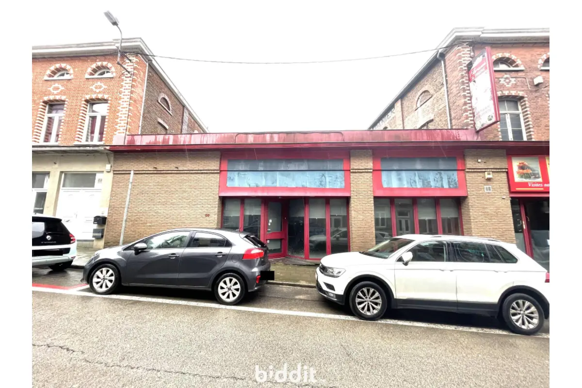 Handelszaak te  koop in Nijvel 1400 150000.00€  slaapkamers m² - Zoekertje 696592