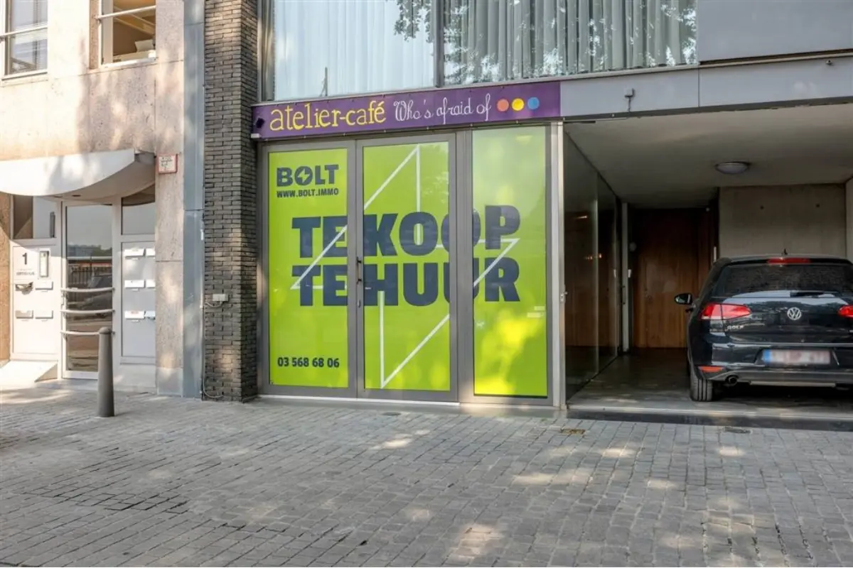 Handelszaak te  koop in Antwerpen 2000 370000.00€  slaapkamers 152.00m² - Zoekertje 696311