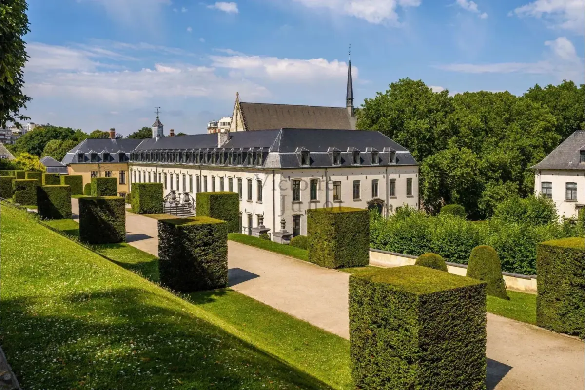 Appartement te  koop in Brussel 1000 390000.00€ 3 slaapkamers 120.00m² - Zoekertje 695650