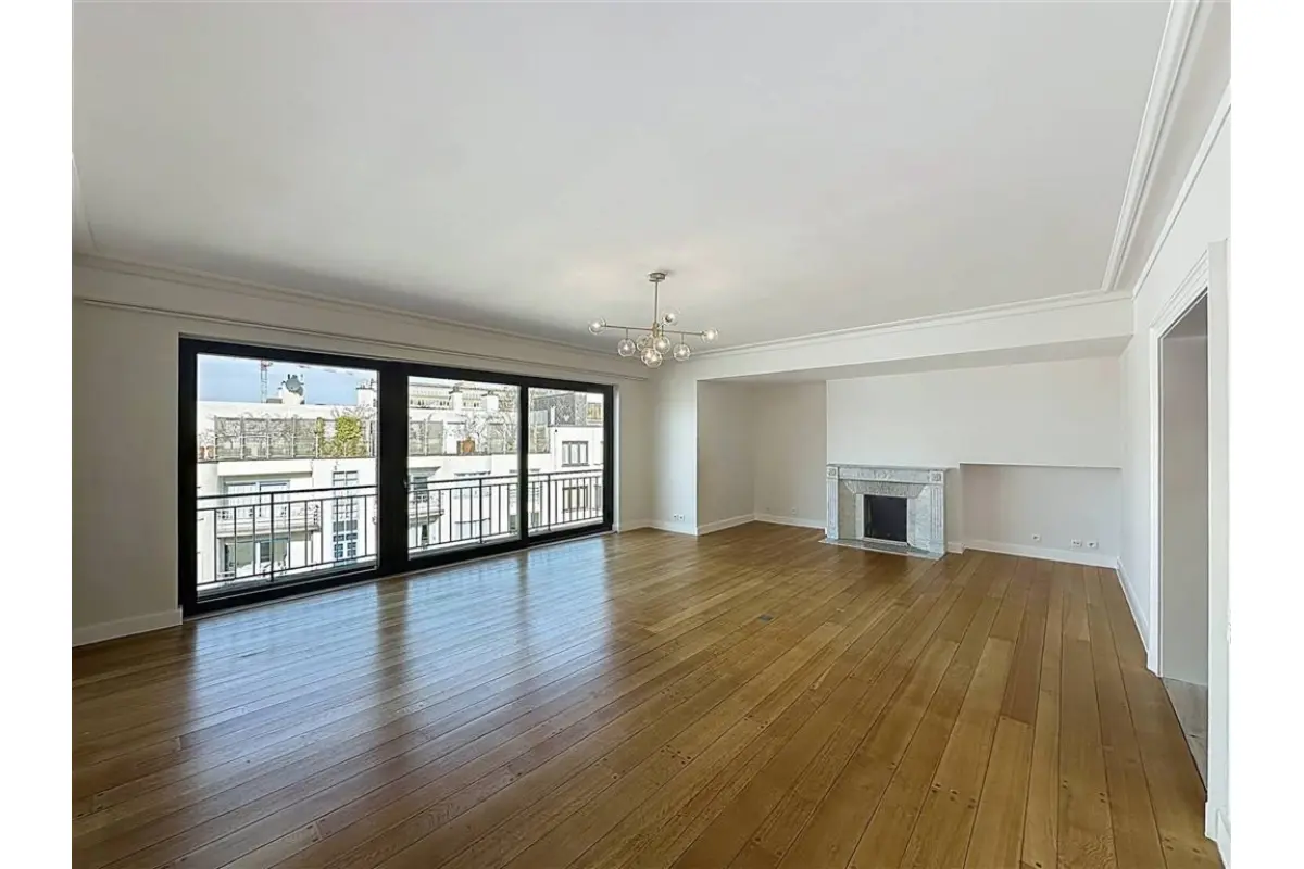 Appartement à louer à Bruxelles 1000 3400.00€ 4 chambres 205.00m² - annonce 695821