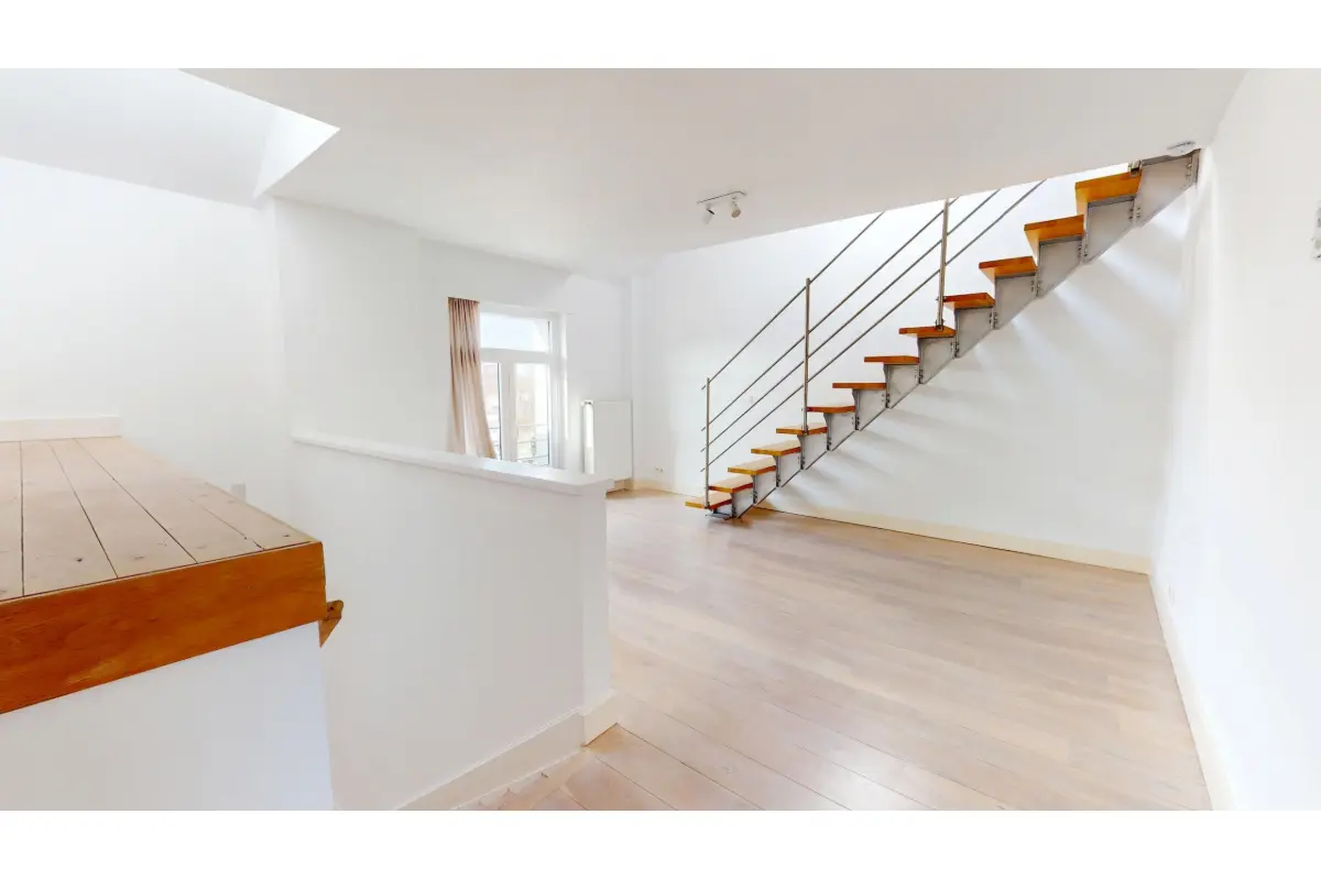 Triplex à  à Schaerbeek 1030 1300.00€ 2 chambres 97.00m² - annonce 696660