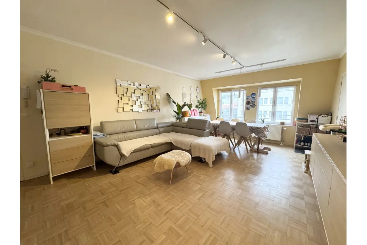 Appartement à louer à Bruxelles 1000 2100.00€ 3 chambres 123.00m² - annonce 695932