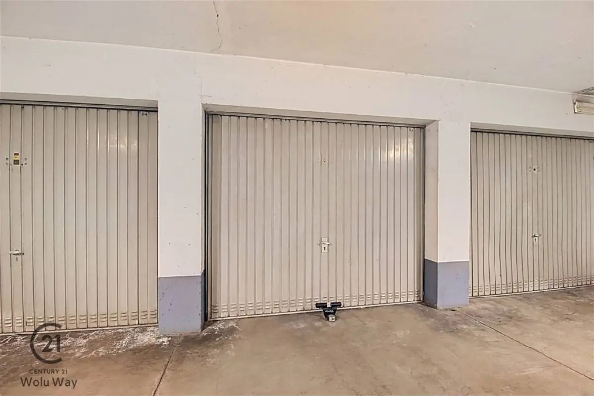 Box à vendre à Woluwe-Saint-Lambert 1200 35000.00€  chambres m² - annonce 695673